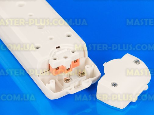 Колодка на 6 розеток із заземленням Viko Multi-Let