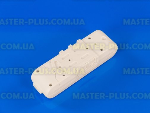 Колодка на 3 розетки с заземлением Viko Multi-Let