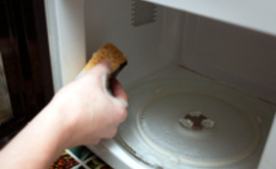 Як почистити мікрохвильовку?